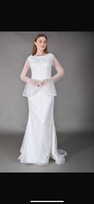 فستان سهرة أبيض